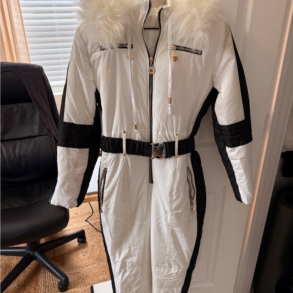 Women's White and Black Fur-Trimmed Jacket